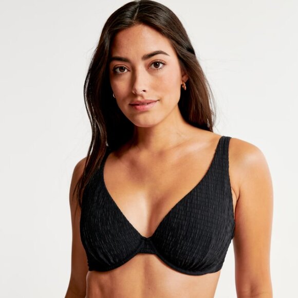 Curve Love High Apex Underwire Bikini Top Black - Picture 2 of 4